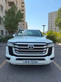 لاند كروز موديل 2022 ساز ام ضمان   سياره GXR ام تطبيق وشاشات   مكفول ك...