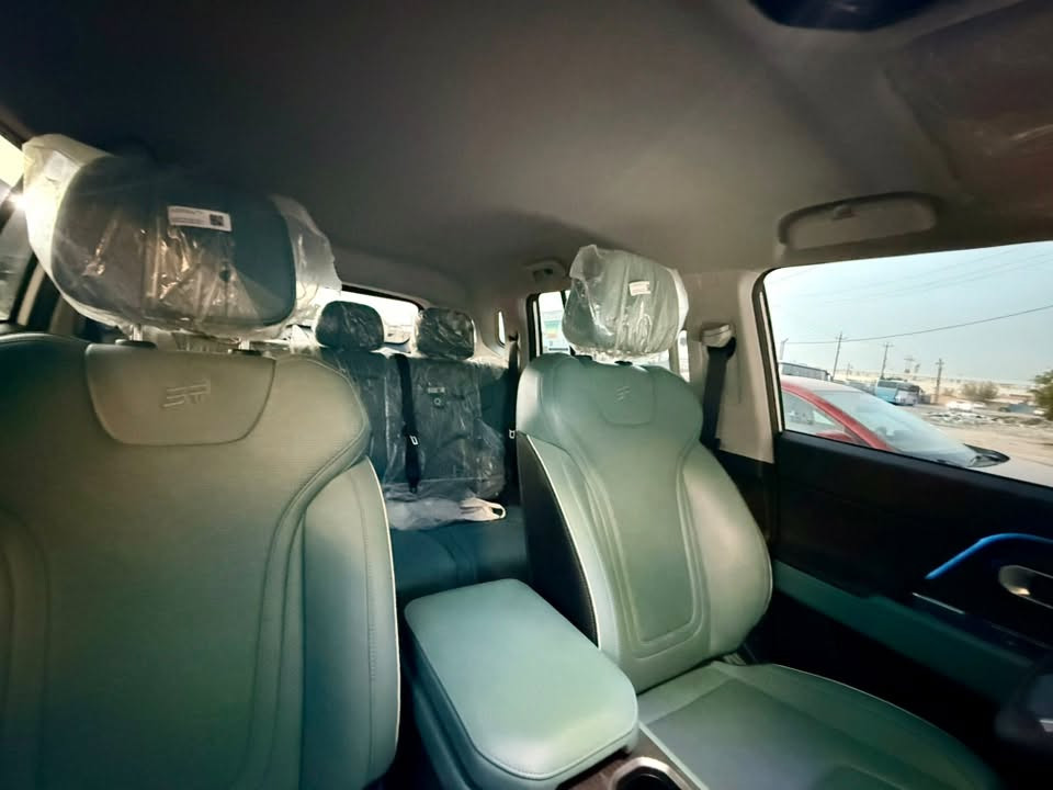 سلام عليكم

للبيع جيتور  T1 كومفورت موديل 2026

كفالة عامة / ضمان شركة هارلم 

عداد المشي 10600 km 

مكينة 2000 تيربو

سعر 212$  

واتساب ***********

نص مكتوب في الصور:
- TUESDAY