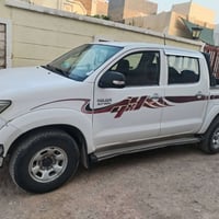 هايلوكس • ٢٠١٣ • رقم ديالى