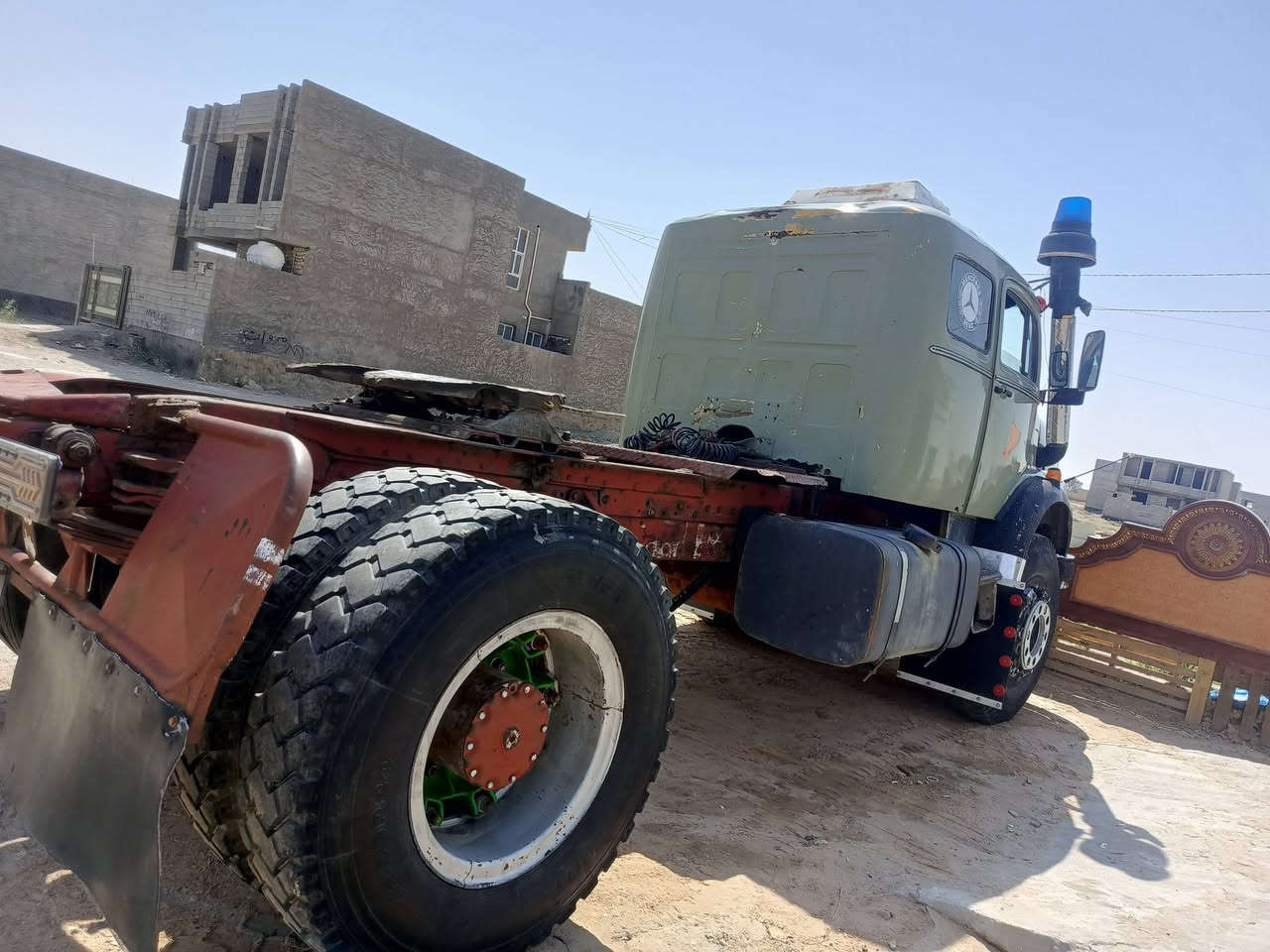 السلام عليكم قجمة اللبيع موديل ٧٩ كير محرك اكسل شرط كفاله رقم انكليزي السنوية الحد الفين ووتلاثين سيارة شغاله اكسل ١٨ كير ٢٥ محرك ٥٥ وكالة ماسوي شرط تحويل شراي اتصل على الرقم الموجود بالاعلان خاص ماجاوب ***********
