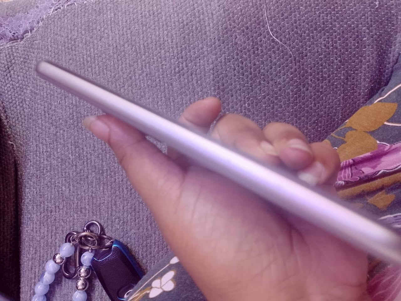السلام عليكم
موبايل هونر ٤٠٠ برو
ذاكرة ٥١٢
بطارية تدوم يوم ويومين
وشحن سريع جدا 
موبايل قوي وعملي وجديد ونضيف حيل
استخدام ٣ شهور
فول مواصفات
فول زوم كامرة
معالج snapdragon 8 gen 3
لون فضي
ضد الماء والتراب وضد الكسر
احلى و اقوى كامرا
قاتل فلاكشب
متوفرة كارتونتة وشاحنتة
اشتريتة ب٨٢٥
ورايدة ب٧٣٠ وبي مجال
لا يوجد توصيل
العنوان بغداد الوزيرية
التواصل واتساب ***********

