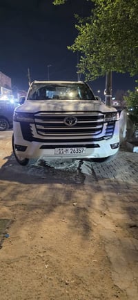 لاندكروز ٢٠٢٣ • ماشي ٥٢٠٠٠ • فول مواصفات