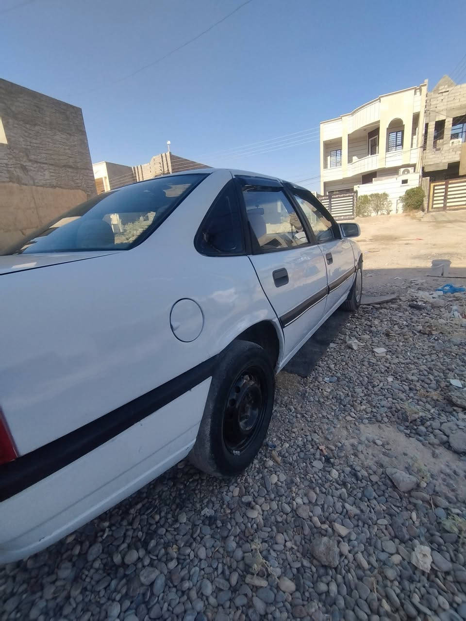اوبل فكتره حجم 16 كير محرك شرط سياره بدون صبق بس لهلالات مصبوقات
دخلها حلو صاج سنويه 2031 الهزه بعدها ما منتهيه شرط تحويل 
مكان تكريت حي الديوم  السعر 37 وبيها مجال ***********
//***********
