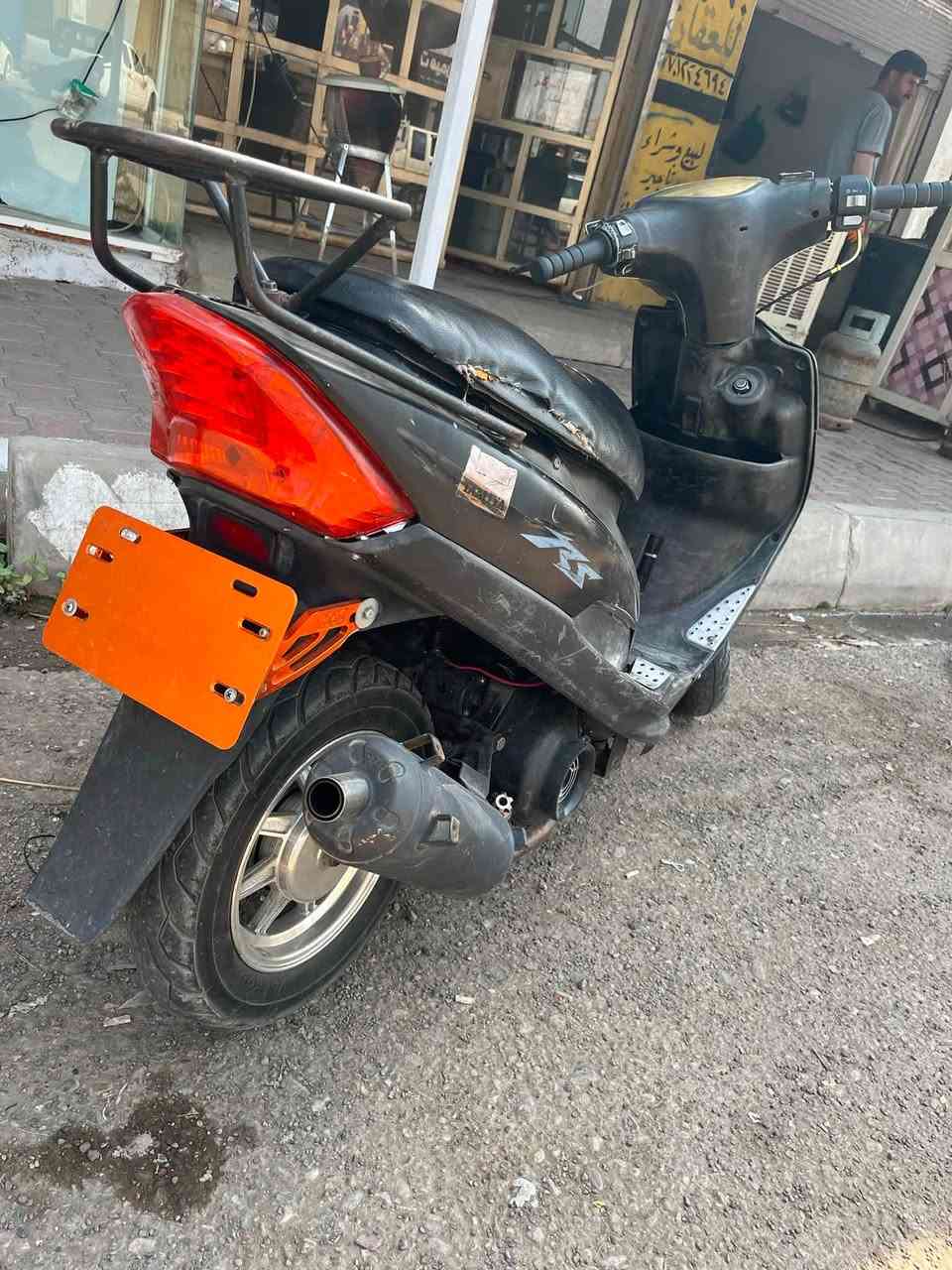 السلام عليكم للبيع ماكس عدله سعر 375
دراجه شغاله نكره سلف 
محرك شرط لا صرف لا بخار
كهربائيات شغاله أشاير لايتات 
دبل خلفي رياضي دبل امامي رياضي 
وياله رياضيه 

أبيع الدراجه بدون قاعده الرقم 

مكاني كركوك حريه مقابيل مول ماشالله 
لاستفسار *********** وتساب

