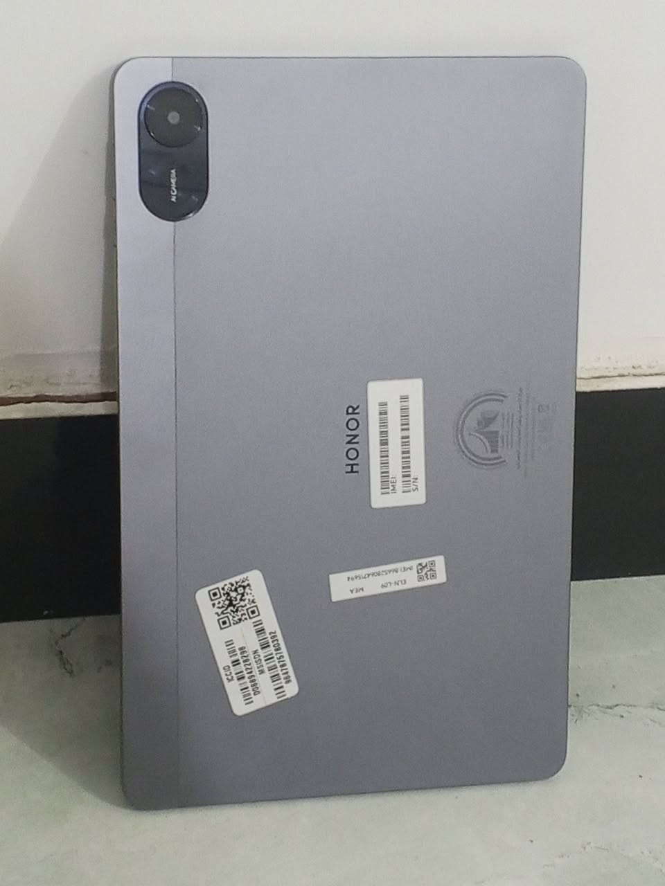 تاب هونر HONOR Pad X9 للبيع
ذاكره العشوائي 4ج.ب + 3ج.ب
السعه التخزينيه 128 ج.ب
دقه الشاشه 2000 × 1200
المعالج المركزي G4_685 
  البطاريه 7200

للاتصال *********** 
متواجد فقط واتساب
