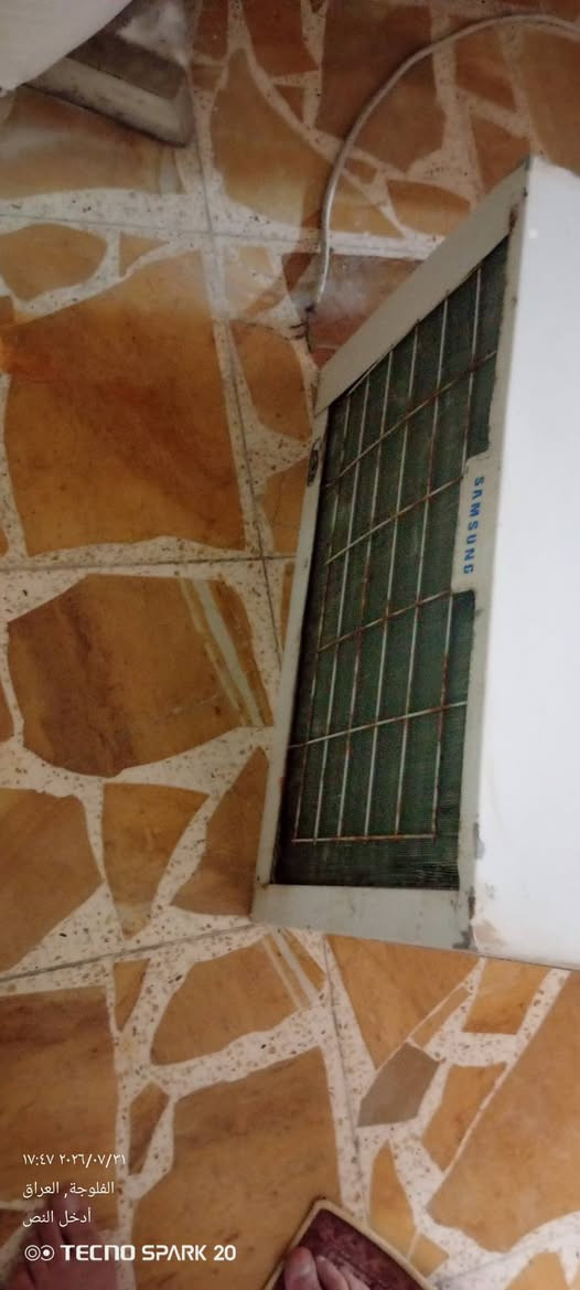 السلام عليكم مكيف للبيع نوعية سامسونك طنين نضافتة مثل ما موضح بل صور  المكيف عل فحص تفحص وتقتنع وتاخذة  السعر 200 وبي مجال مكان الفلوجة  للاستفسار الاتصال على الرقم ***********
