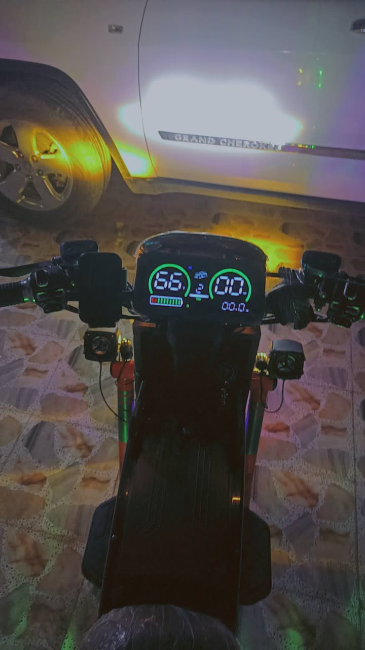 R9 للبيع
4سرعات 99 تقرا بالشاشة✅

نظام رجوع بك R✅

بطاريات عدد 5 / 32 امبير ✅

لايت ناصي وعالي ✅

 ستاند موبايل+منفذ شحن✅

سويج عدد 2 بيها + بصمة 

بريك امامي وخلفي ✅

دراجة مال بيت صارلها شهر من مشتريها*✅

العنوان ديالى الخالص ✅

‏‪***********‬‏✅

لاستفسار على هاذه الرقم ✅
