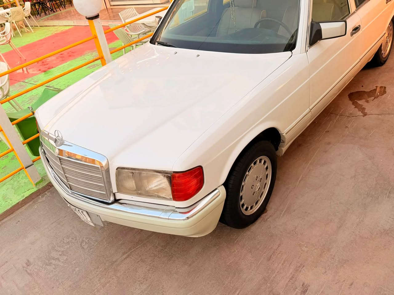 جامبو 1989 SE300 باب قصير 
مكينة vvt 2.5 تحوير 100‎%‎ شرط بلادي
كشرها ماشاءالله يخبل يحتاجلها ترتيب للدواخل فقط
رقم بغداد حلو تحويل شرط سنوية ماساقطة 
تخم تاير جديد بجم لوك + دعامية خلفية جديدة 
معمره مصبوغه عام جمالية بدون حادث
 اريل كهربائي بلادي حماوه انسى مراوح شرط

عنواني شارع فلسطين سعرها 53$ ورقة وبيها مجال 
الشراي يتصل لايتعبني ولا اتعبه 
السيارة بيها تراي يخبل ونصبتها ماشاءالله
والصور هسه طكيتهن الشراي يتصل
***********
