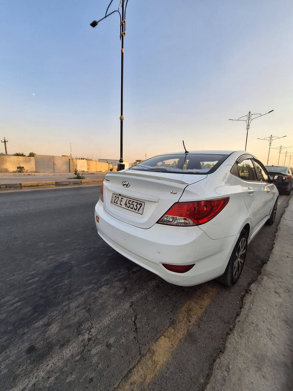 للبيع
سعر 99$
اكسنت موديل 2017وارد كوري 
محرك ٤سلندر حجم ١٦ دوش 
  اوتوماتيك AT شرط المحرك والكير 
رقم اربيل  دولي سنوية جديدة شرط التحويل 
بيها كوبون بانزين ⛽️ 
🚫صبغ بوند وجاملغ امامي شرط بدون دواخل 
شاشة كامرة  ويل كب طخم تاير جديد 
تبريد ثلج سيارة جاهزه 
موصل الايسر 
***********

