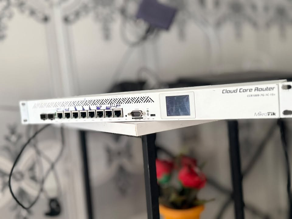 السلام عليكم
مايكروتك  1009 بلص 10g  دبل بور أخو الجديد سعر 500 الف

الجهاز نضيف كلش الك بيه ضمان اسبوع

للتواصل وتساب اول اتصال ***********
