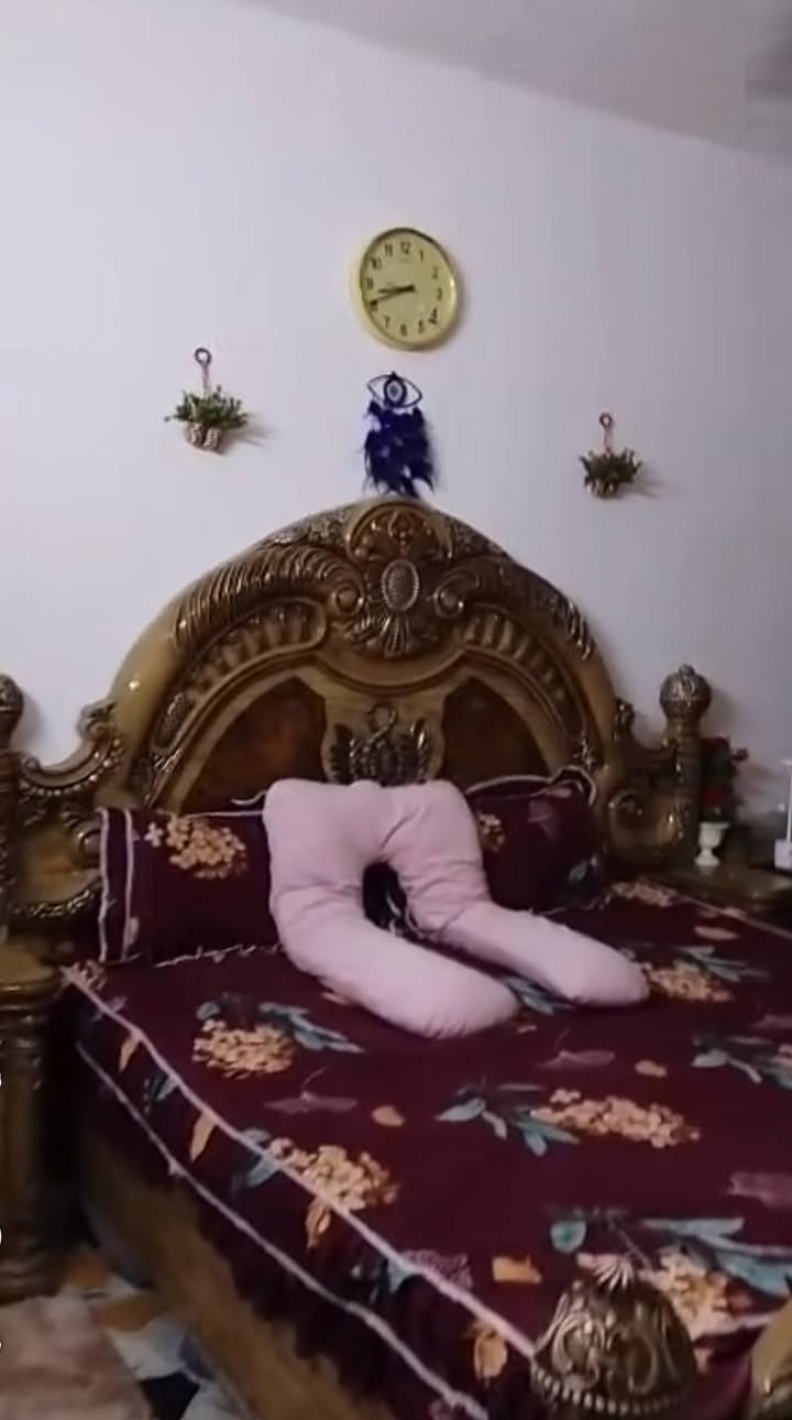 غرفه ماليزيا • نضيفه جدا • للبيع
