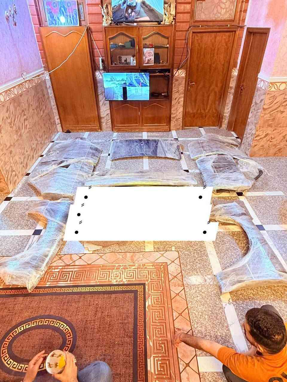 سلام عليكم كراون البيع موديل1993 مكينه 2 ونص كير مكينه جدد رقم بغداد نكليزي تحويل ثاني يوم سياره جاهزه حته تبريدها يشتغل عوزه غاز ملاحضه سياره وياها فره كامله مال حاويه 
4 بيبان+2 جاملغات امامي+ بنيد وقبق جنطه جدد بل كارتون 
مكاني بغداد المعامل الاستفسار اتصل ***********
