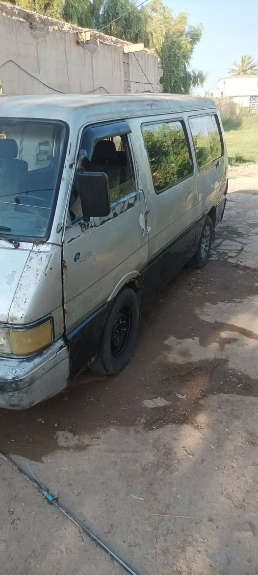 بستا للبيع 

مكينه نضيفه لاتنقيص ولاتبخير اكسل نضيف الكير الثالث يفلت 

التايرات نضاف 

فقط مكاتبه راعيهه ما اندله السعر 15 

المكان تاجي منشأ نصر 

 ***********واتساب

‏‪+964 784 012 3834‬‏
