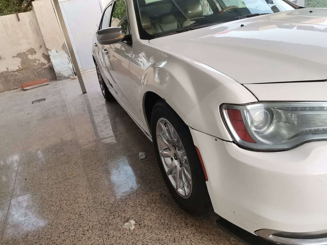 بسم الله خير الاسماء
السلام عليكم للبيع 

كرايسلر اوباما c300 موديل موديل 2012خصوصي أبيض ثلجي السيارة وارد كندي رقم أربيل دولي انگليزي بأسمي حصراً السياره مكفوله من الحادث بيها كلير بسيط فقط وشرط السونار بالصفحة عكس السائق السيارة گير ومكينه جدد توني شادهن مازدات وبگلايتات  تاير جديد ويل مكسيكي دواخلها جدد ماشية 267 السياره استخدام شخصي بيها ملاحظة بصيط 

 السعر 138 وبيها مجال 

مكاني مركز الناصرية ***********
