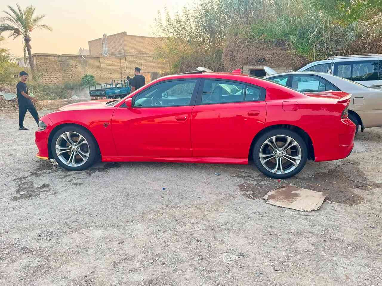 سلام عليكم
للبيع دوج جارجر GT بلاص اعلى مواصفات 

موديل 2020 

كفاله عامه من كلشي حتى دعاميات 

ماشيه 120  mi 

مكان السياره النجف 🏠

***********📞
