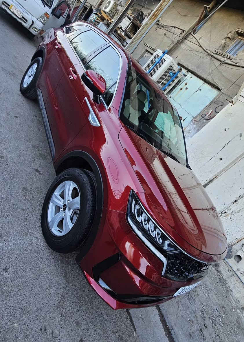 سورنتو 2023 وارد امريكي رقم بغداد إنكليزي بأسمي
حادث بسيط والسونار موجود
فور ويل / 4 سلندر محرك 2500 GDI
ماشية 23 ألف ميل قابل للزيادة 
وباقي المواصفات معروفة
السنوية الى 2030
المكان: مركز الحلة
للإستفسار اتصال او وتساب : *********** حلة, بابل
