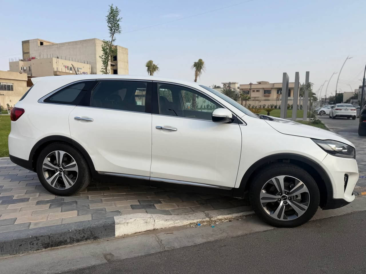 � للبيع كيا سورينتو 2019 خليجي 

🚘 موديل 2019 – 7 راكب
🔹 مكينة 2400
🔹 رقم أربيل
🔹 السيارة باسمي
🔹 كفالة عام
🔹 وارد خليجي
🔹 السيارة بيها ، دحجه بسيطه بالباب الخلفي السياره ماشيه 108 الف 
السعر 215 $
البصره دور ضباط 
*********** البصرة, العراق
