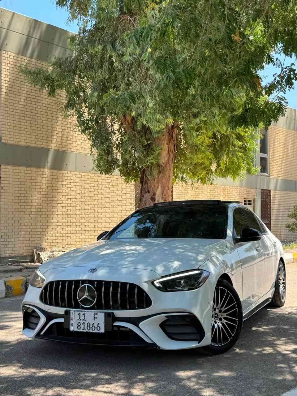 السلام عليكم
السعر مناسب جدا +مكلف بلنشر 
مرسيدس بنز C 300 موديل 2024 وارد كندي بيها 3 قطع تبديل
اصلي وبارد يعني بدون صبغ ابدد
عليها كت Amg
مواصفات سلايد فتحة سقف
بصمة وبصمة ابواب
انارة داخلية الوان
محرك كير واير بشرط مامفتوح
فول فول مواصفات شاشة كبيرة لمس كاميرات محيطية
حاسة رادارات كشن جلد
شفتات استيرن 
وبعد هواي مواصفات 
وسونر بلمنشور 
رقم بغداد المكان بغداد الطالبيه
للاستفسار ***********
