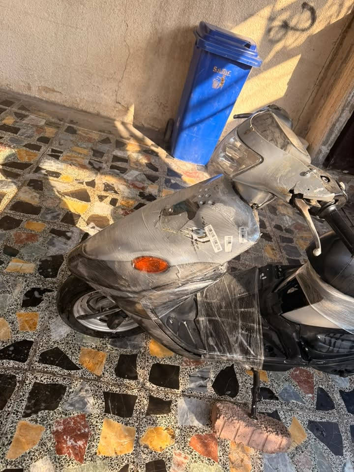 يالله متاح دراجه بي جي دراجه بلاديه دراجه خير من الله ما بيها شي دراجه بلاديه  كفرار ومكينه دراجه ضرره البجم الامامي شويه بي كسر فقط دراجه شغاله هندر واحد امانت الله عداد شغال لانزين وكيلو متر مكاني بغداد حي اور سعرهه 225 وبيهه مجال للشراي رقمي للتواصل فقط مراسله *********** رجاءا لحد يدك يراسلني ويدلل

