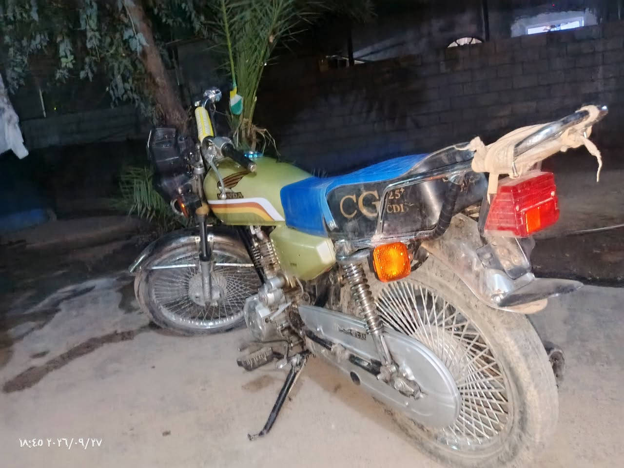 السلام عليكم دراجه للبيع اغراضها كله تايجر مزود محرك 200 مال جني دراجه كله شغال بقلايه دبل اشاره لايد قدام عداد كله شغل السعر 400 وبي مجال للطيبين مكاني البوعجيل اتصال على رقم الهاتف ***********

نص مكتوب في الصور:
- ١٨:٤٥ ٢٠٢٦/٠٩/٢٧
- ١٨:٤٦ ٢٠٢٦/٠٩/٢٧