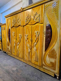 معرض السجاد للأثاث غرفه ٦ باب مستخدمه دزاين تركي شغل عراقي لون ذهبي تط...