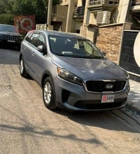 ،سلام عليكم كيا سورنتو موديل 2020 وارد امريكي ماشيه 49 ميل مكاني بغداد...