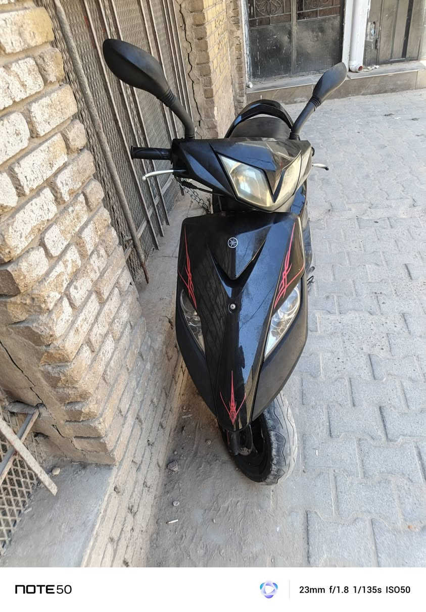 سلام عليكم دراجه ثعلب للبيع دراجه نضيفه ما مفتوحة أوراقه موجوده مكاني الكاظمية السعر ٨٠٠الرقم ***********
