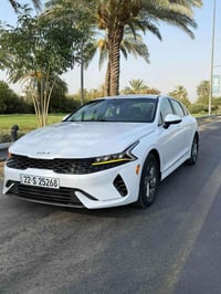 للبيع السعر مناسب جداً  كيا k5  2024 LxS  نص فول  حادث فقط مبدل باب ال...