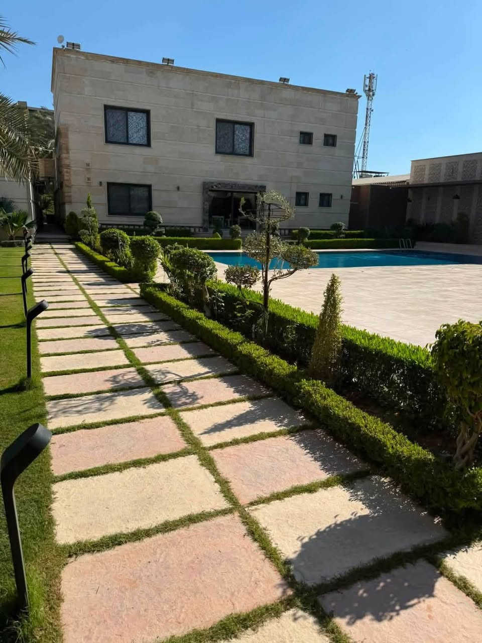 🌿#اعلان متخصصون في تصميم وتنسيق الحدائق المنزلية والعامة
💧 تركيب وصيانة شبكات الري الحديثة والمرشات الأوتوماتيكية  وعمل الشلالات و نافورات
📍 عمل بغداد و المحافضات 
📞 للحجز والاستفسار: ***********
***********
