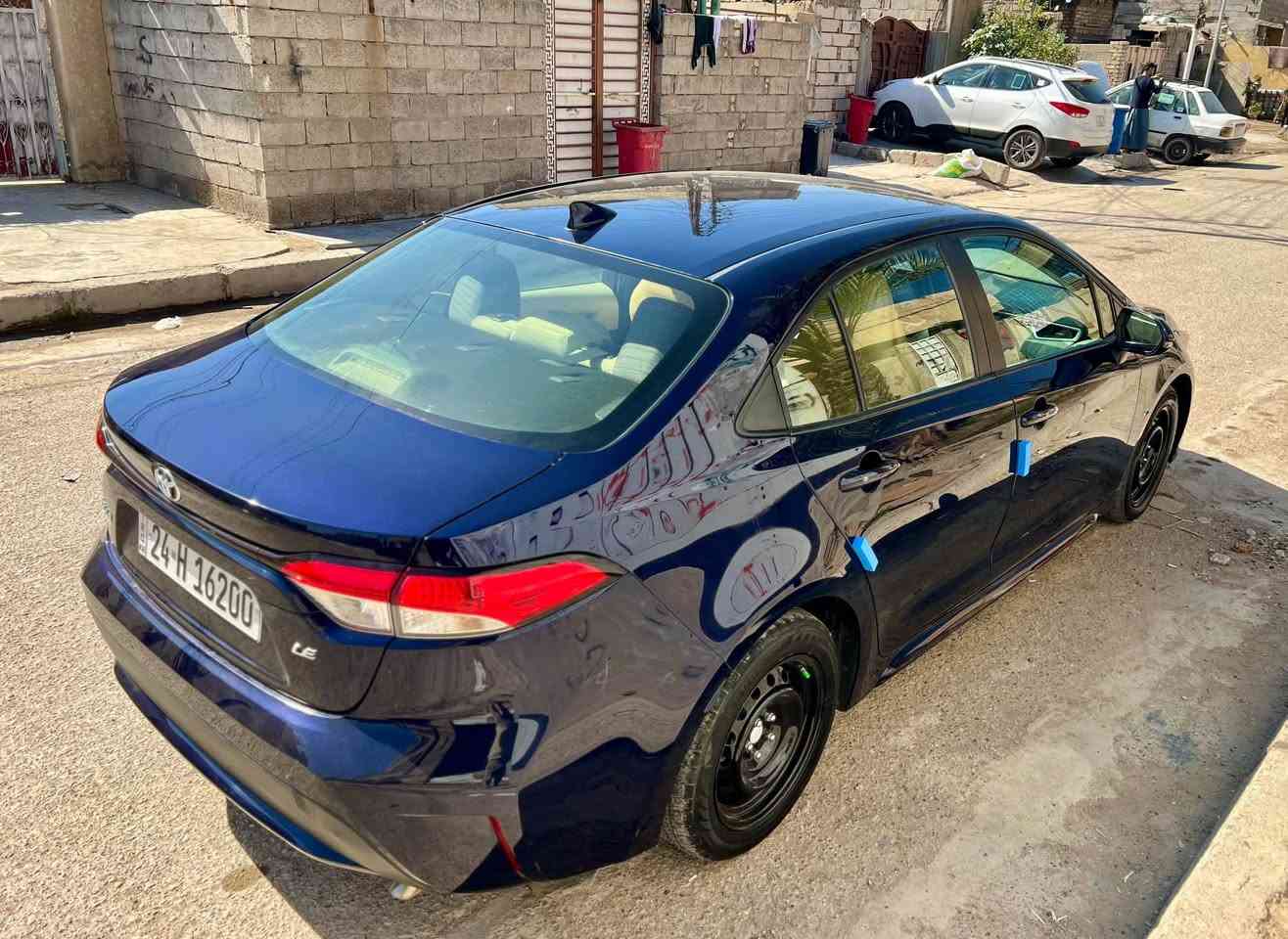 السلام عليكم 
كورولا 2020 LE وارد امريكي
رقم دهوك بأسمي حادثها قطعة وحدة تبديل بنيد وبيها الجاملغ الايمن كلير من امريكا بدون دواخل بدون لغود كلة مكفووووول
كير محرك تبريد مكفوول 
مواصفات LE معروفة
ماشية 101 الف السيارة نظيفة وما بيها اي نقص 
 مكاني بغداد العبيدي
السعر 125$ وبيها مجال
***********
‏‭***********
