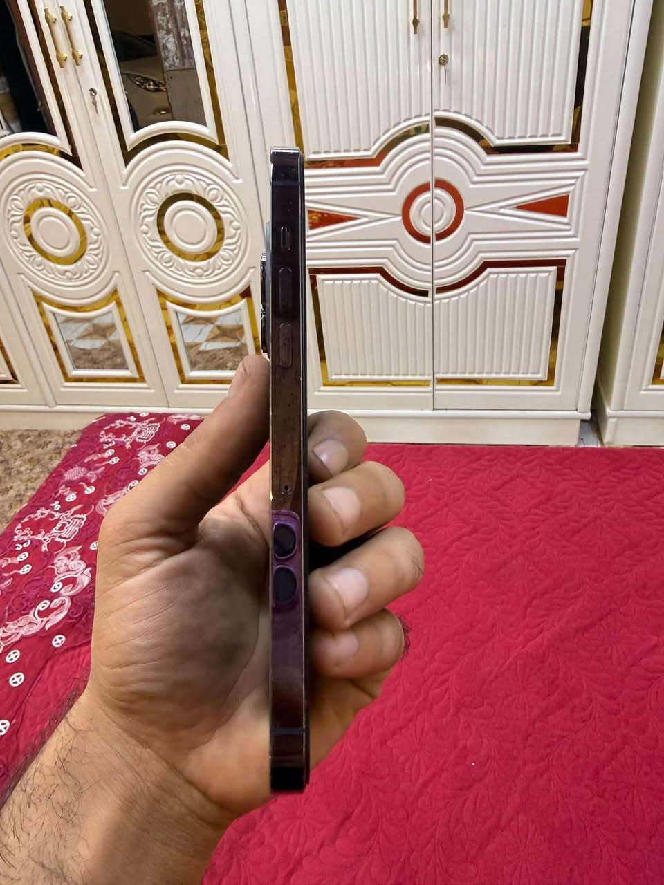 ايفون 14بروماكس 
ذاكره 256
بطاريه ٩٩معلايه
شريحه وحده 
عربي شرق اوسط AAA
نضافه ٩٠
مستبدل شاشه اصليه 
السعر ٦٥٠وبي مجال 
العنوان النجف الكوفه 
للاستفسار ع الرقم 
***********

