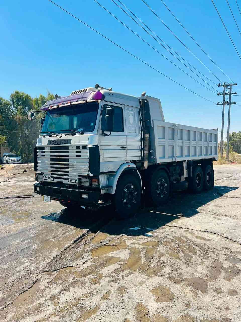 السلام عليكم سكانيا للبيع مديل 97عكرب بلاد  مكينه حجم 500 صفر 10 سوده كير 900 مجموعه باجر خفيفه تخم تاير تخم برماخ ابو ربع سياره جاهزه كبل لشغل سياره جديده خير من الله السياره كفاله عامه غمض وشتري للاستفسار الاتصال ***********
