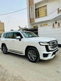 لاندكروز VX • ٢٠٢٢ • رقم بغداد