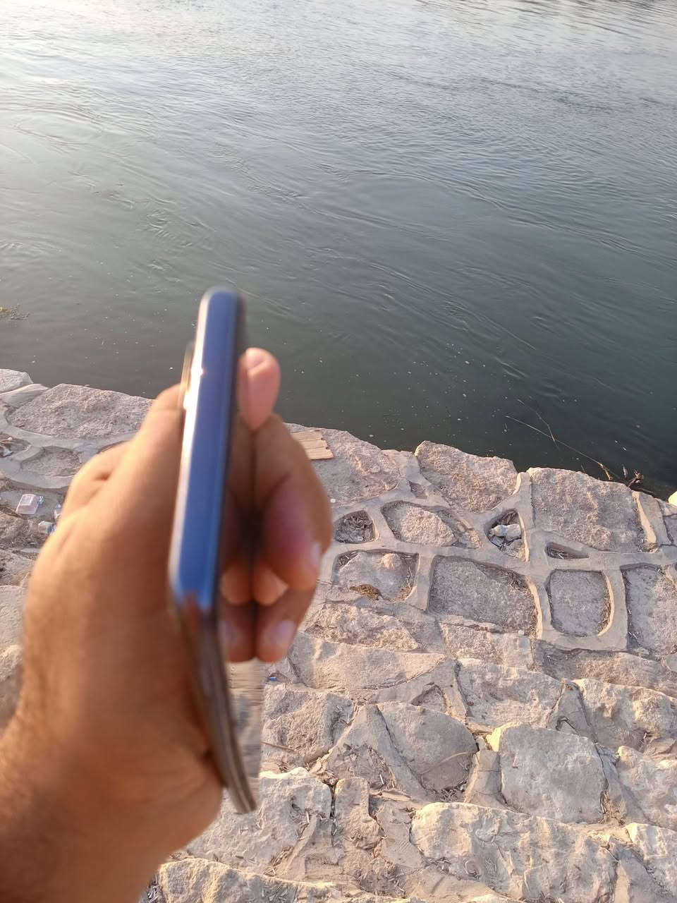 انفنكس نوت 10... سعره 100 بيه مجال مبدل شاشه نوعيه جيده ضمان بعد البيع 
ينزل جميع الالعاب ومنهن... ببجي... بطاريه حالته ممتازه
***********
