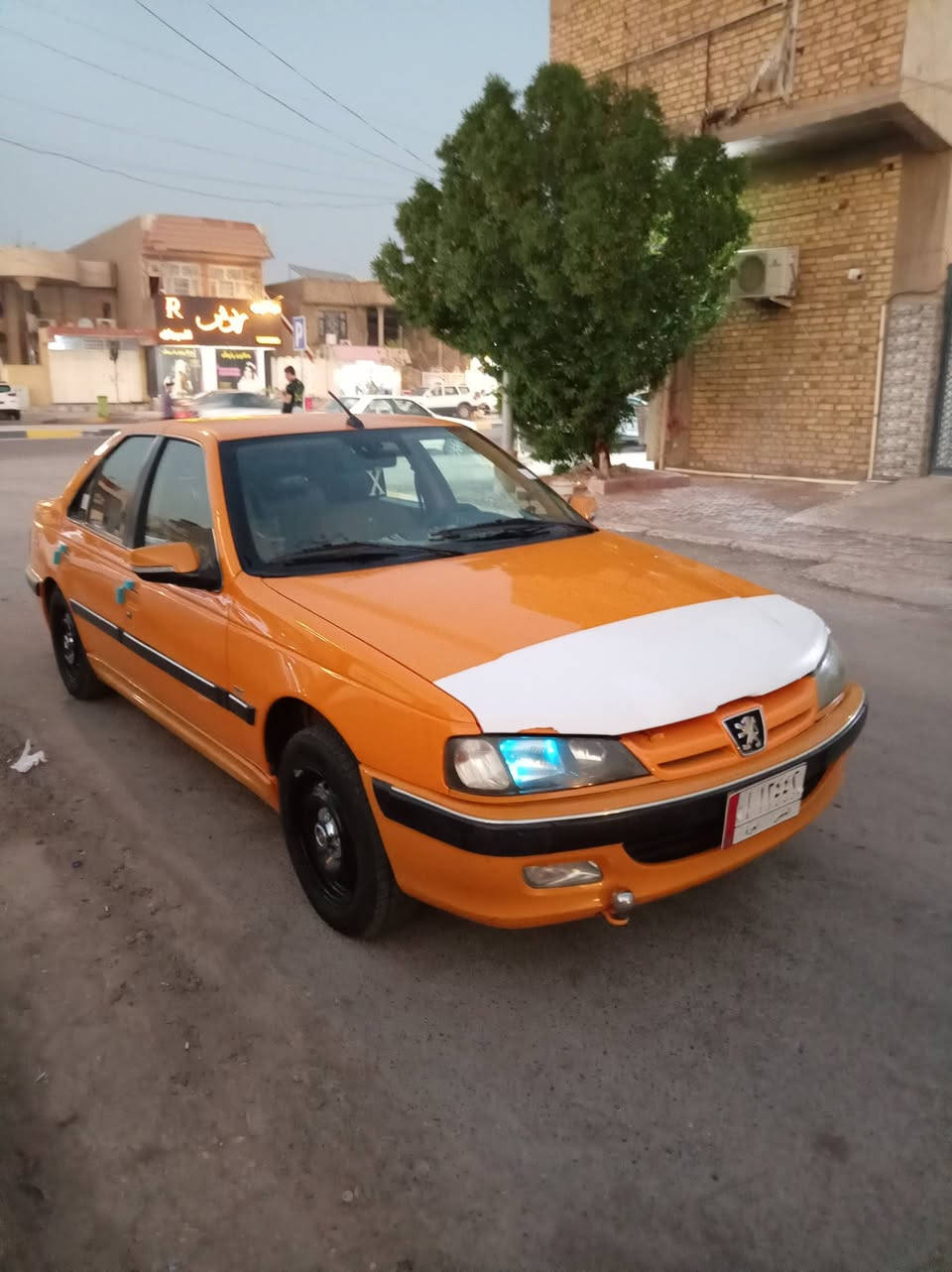 سلام عليكم بيجو بارص موديل 2023 محجوزه رثم مثنئ كفاله عامه كير ومكينه تبريد ثلج بس بيها بارد قليل كد اصبعين ماشيه 130 دوشمة عام ارضيه وكشنات وبطاين وتنته تخم تاير سياره جهازه ع اخر حبايه كلشي ما ناقصها مكانها كوت وسعرها 65 وبيها مجال اللاستفسار اللتصال ع رقم ***********
