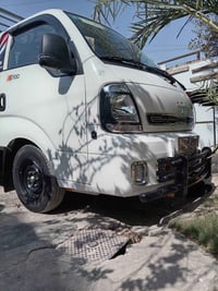 07813605931 كيا 25 رقمها بغداد السياره باسمي مكان السياره البياع الشرط...