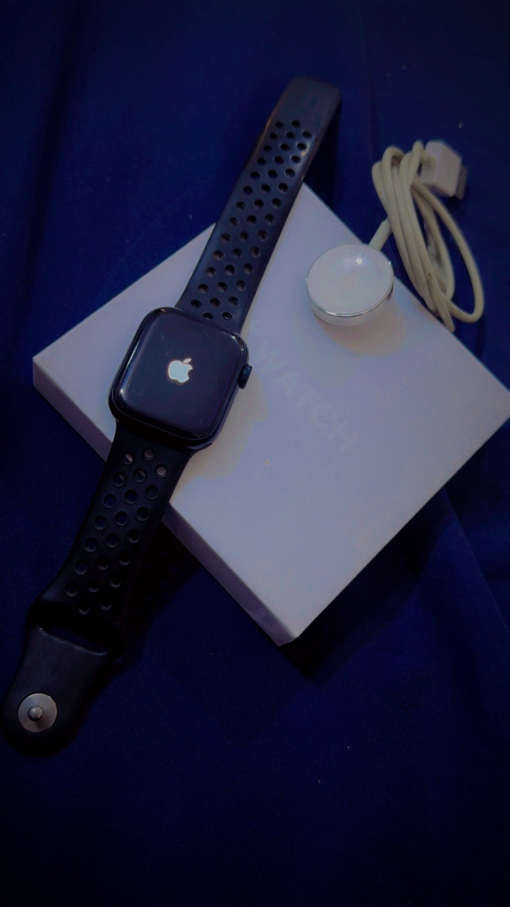 للبيع أومراوس مع ساعة هواوي (Apple Watch
Series) ال اي]
Apple Watch Series 7 (GPS) :الموديل
MKMX3B/A :رقم الطراز
السعة التخزينية: 32 جيجابايت
الحالة: نظيفة وأصلية، مع الحزام الرياضي
الأسود.
الخيارات: متاحة للبيع المباشر أومراوس (البدل)
مع ساعة هواوي بشرط تكون نظيفة.لحجم لساعه41