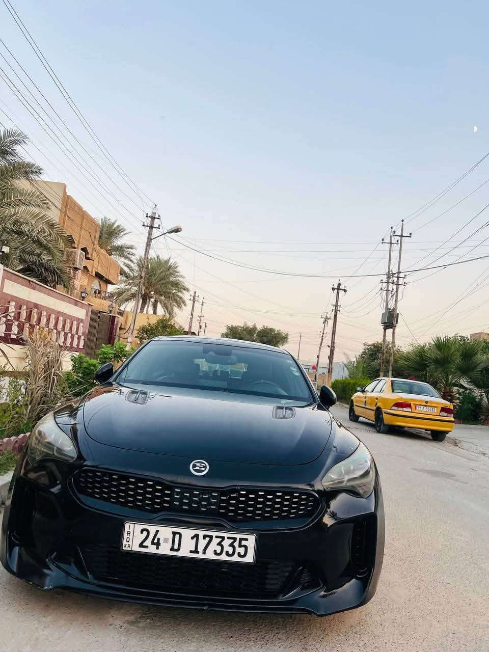 بسبب الوعود الكاذبه السعر 160 وترهم مراوس
سلام عليكم كيا ستنجر2018  (gt2) اعلى فئه بيها
وسنويه قبل اسبوع جددتها ل 2030 
مزوده شوت kn وبلكات وبرمجه
تخم تاير وباتري  جديد وأدامه كامله
محرك: V6 توين تيربو
المواصفات : فول 1/1 
مواصفات هواي لاتعد ولاتحصى معروفه بال gt2
5وضعيات قياده
(Eco+comfort+sport+smart+costm)
 نظام داتا شو(يعرض السرعة وباقي تفاصيل السيارة على الجامة مقابيل السايق)
تشغيل عن بعد 
رادارات جانبيه 
رادارات امامي وخلفي 
رادارات بالمري ونقطه عمياء 
كاميرا 
دخول ذكي اربع ابواب 
لدات ترحيب جميع الابواب وترحيب باللد النهاري
عدسات digital adaptive led تتحرك مع المقود 
iso fix لتثبيت مقاعد الاطفال
انذار مانع سرقه
رادار للفرمله التلقائيه
نظام صوتي 
نظام ملاحه navigation 
نظام auto hold 
نظام auto stop
ماسحات متحسسه للمطر 
شاشه تحتوي ابل كار بلي واندرويد اوتو وعلى كافة المعلومات والتحكمات 
هيدروليك متكيف في وضعية القياده الرياضيه 
بانوراما 
بريكات بريمبو اربعه بستم
كشنات جلد مع خاصية التدفئه والتبريد
تحكمات كشن كهربائيه 
ستيرن كهرباء ذكي 
تبريد قطعتين تبريد منفصل مناخ كامل بدون اي نقص 
شفتات خلف المقود 
بصمة تشغيل
اضاءه ترحيبيه داخل المقابض 
كروس كونترول 
تحكم صوتي 
السياره 4matic دفع رباعي 
حجم العجلات 19 
نظام مانع انزلاق وabs 
مري شفط واشاير بالمري 
لدات اناره مخفيه داخليه بالدشبول مع امكانية تغيير الالوان
حساسات بالكشن
وبعد هواي مواصفات بيها 
حادثها مال امريكه موجود ب الصوره ربع الجاملغ صبغ وبغداد نحكت حكه حيل بسيطه يم الباب نرشت عله كدها وموجوده عندي صوره وبيها مكانين بارد 
السياره مابيها اي نقص سيرفس كامل جديد من كل نواحي 
گير ومحرك خير من الله ومكفولات من اي شيء 

للاستفسار  اكثر خاص اوالاتصال 
***********
مكان السياره ميسان
