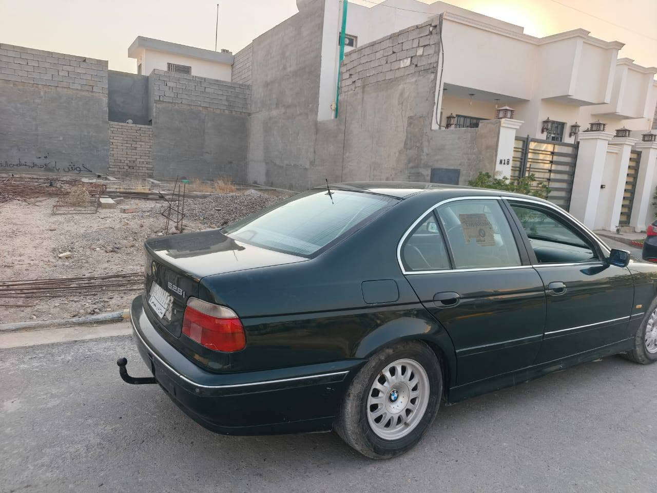 بسم الله وعلى بركه الله للبيع سياره بي ام صقر موديل 99 رقم صلاح الدين الماني تحويل مباشر بدون وكالة فول السياره وارد الماني السعر 75 مكان السياره سامراء للاتصال على الرقم *********** بيه واتساب
