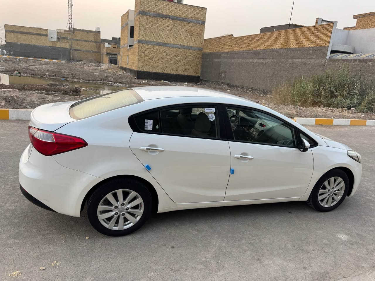 كيه سيراتو موديل 17 خليجي مكفوله كفاله عامه حته دعاميات سياره جديده عله وضع شركه مكينه 1600دوش رقم بغداد تحويل ثاني يوم مكاني ناصريه ***********سعر 128 ناصرية, ذي قار
