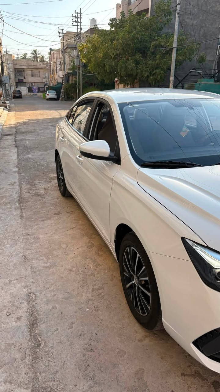 MG 5 Plus 2025
محرك 1500 
ماشية 8000 
قطعتين تبريد 
بصمة 
رقم كربلاء باسمي
بعدها بضمان الشركة 
للاستفسار ***********
