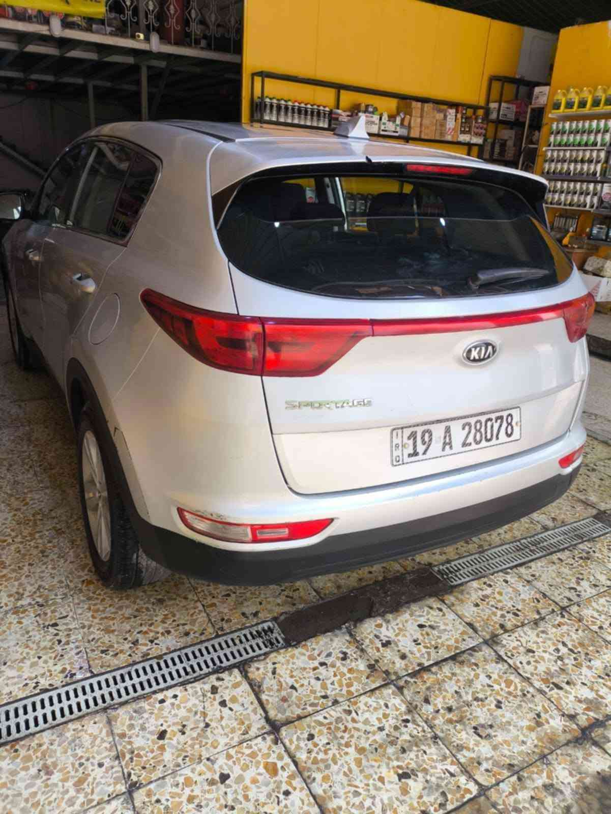 سبورتج وارد امريكي محرك كير كهربائيات تبريد تدفئه كلها سليمات الحادث شوية من البنيد وربع من الجاملغ بسمي السعر 125 ***********

نص مكتوب في الصور:
- 000-24710256 - 03/18/2019 INSURANCE AUTO AUCTIONS, INC. - IAAI.COM
- 000-24710256 - 03/18/2019 INSURANCE AUTO AUCTIONS, INC.