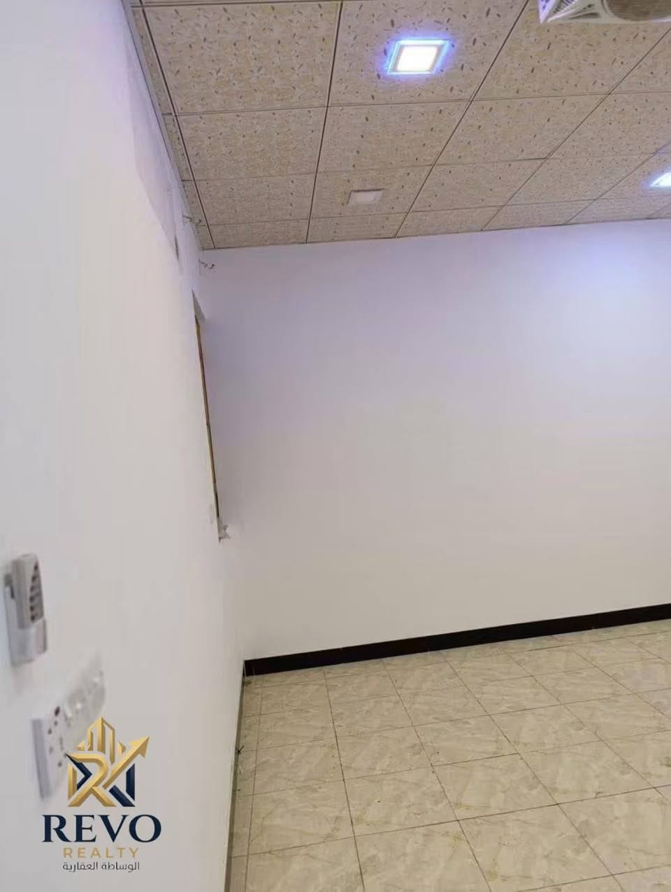 🏛️ خدمة التسويق والوساطة العقارية الشاملة | منصة ريفو (REVO Realty)

🏠 فرصة سكنية واقتصادية مميزة: منزل صغير للبيع
 الموقع: شارع المطار الجديد (مقابل المطار مباشرة).
 المساحة والتفاصيل: 50 متر مربع، يتكون من غرفة، صالة، صحيات، ومنور.
 الجنس والعائدية: طابو زراعي (سند 35).
 سنة البناء: 2018.
 السعر المطلوب: 16 مليون دينار عراقي (قابل للتفاوض للمعنيين).

للاستفسار و التواصل 

* واتساب / اتصال: ***********
 * تليجرام: قناة ريفو الرسمية https://t.me/revorealty1
 * فيسبوك: صفحة ريفو للوساطة العقارية
ريفو للوساطة العقارية (REVO Realty) — شريكك الموثوق لتحقيق أهدافك العقارية
