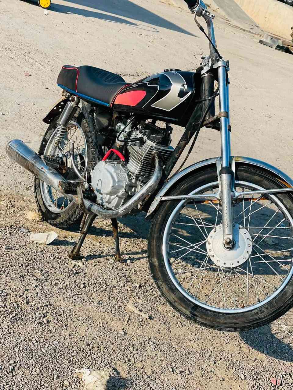 السلام عليكم دراجه رياضي البيع موديل 23سونك نشاط فول محرك مفتوح مجفت جديد كل نضوح مابي ولاالدراجه حلوه شوفت العين كل عيب مابيها سعر 260بيها مجال الطيبين الل استفسار ع رقم ***********او خاص وال ما تعجبه لا يكسر بسعرها رجاءً مكان ديالى قره تبه

