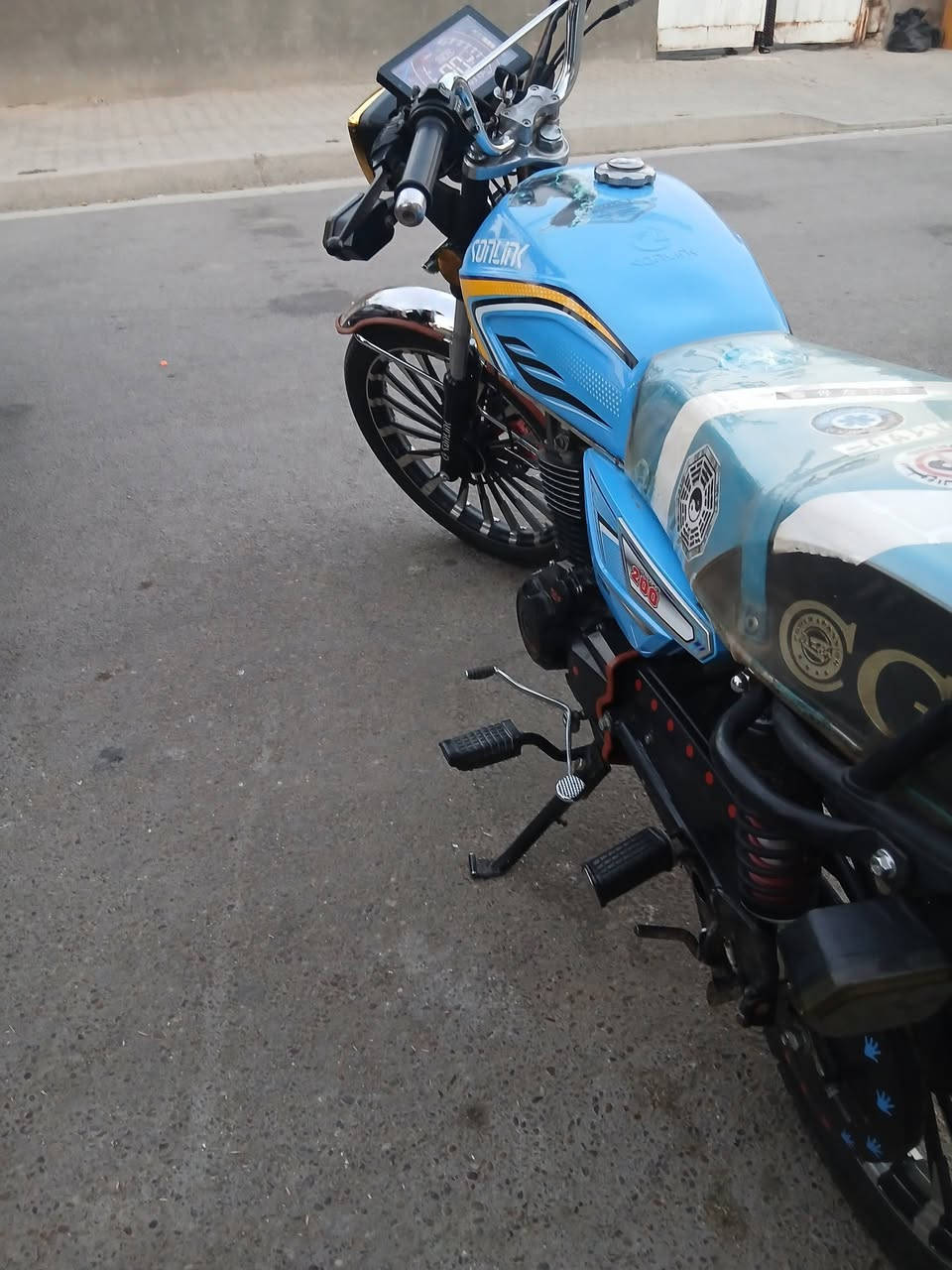 سونك موديل 25 ضاغطه او زنجيل الدراجه بعدهي جديده حيل سلف اشاير لايت كلها جديده ما مستخدمه شي قليل السعر 800 او بيها مجال شي قليل مكاني لطيفيه محموديه اوراق كامله ***********\\ *********** بي واتساب

