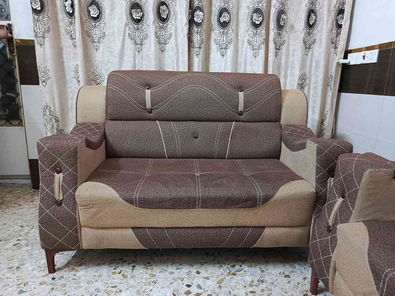 هذا تخم كامل ومستخدم 5 اشهر  حلو وما بي شي وشراي يتصل على هذا رقم ***********
وسعره 500 وبي مجال حك جيه
