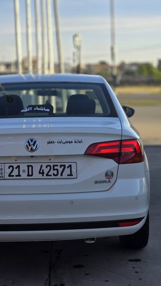 بورا • ٤٧٠٠٠ كم • باب سايق معدل