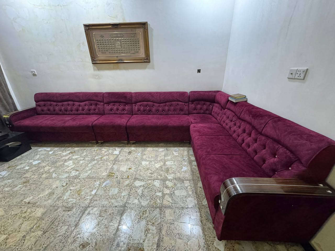 ديوان شغل توصاه للبيع
الديوان نضيف وتكمه  مابي اي خلل
السعر 500
العنوان بغداد الدوره زراعي الملا 
***********
