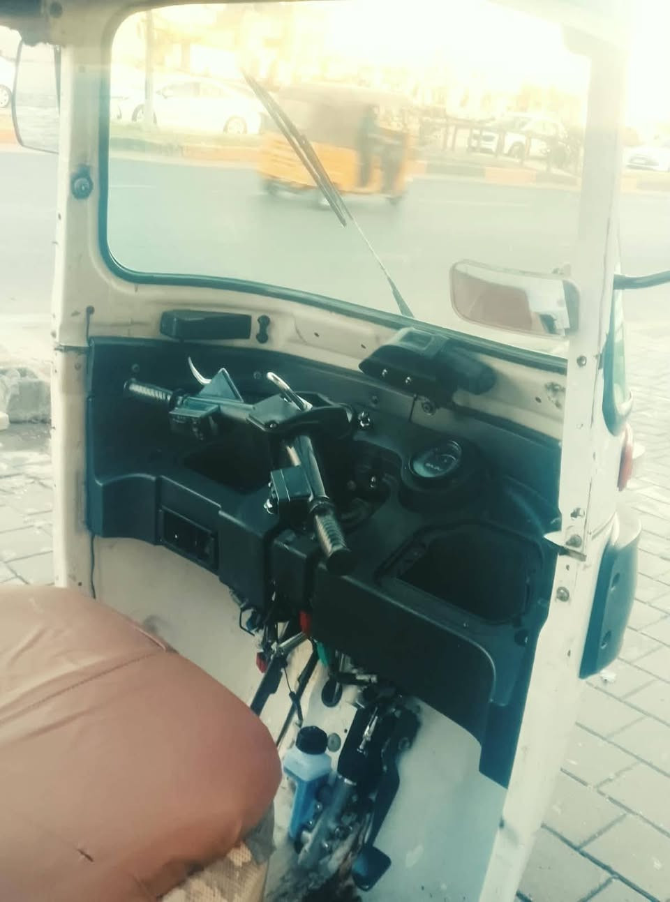سلام عليكم تكتك البيع مديل ٢٠
مكان بغداد حي اور رقم ***********
