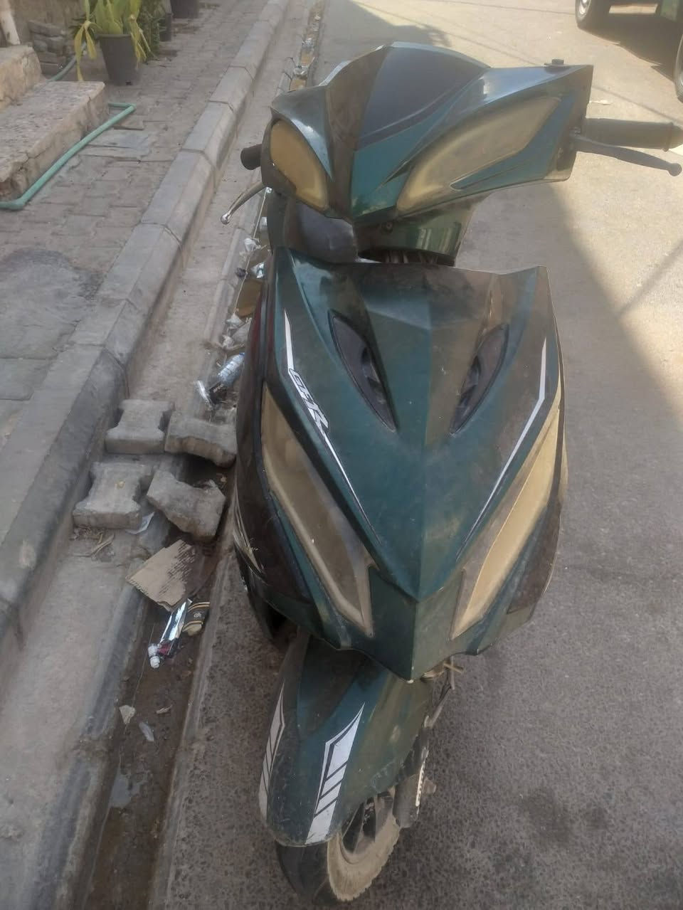 دراجه سكنس محور مكينة ماكس شرط المكينه فول نضافه ضفيره كامله لايت بك لايت اشاير سلف عوزه بس شخاطه وين ماتريد روح افحص السعر 200 وبيها مجال للشراي مكان السماوه تواصل خاص او اتصال ***********
